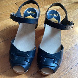 Swedish Hasbeens Black Peep-toe Clogs
